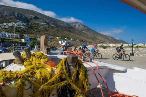 by-bike-and-boat-discovering-the-cyclades-islands