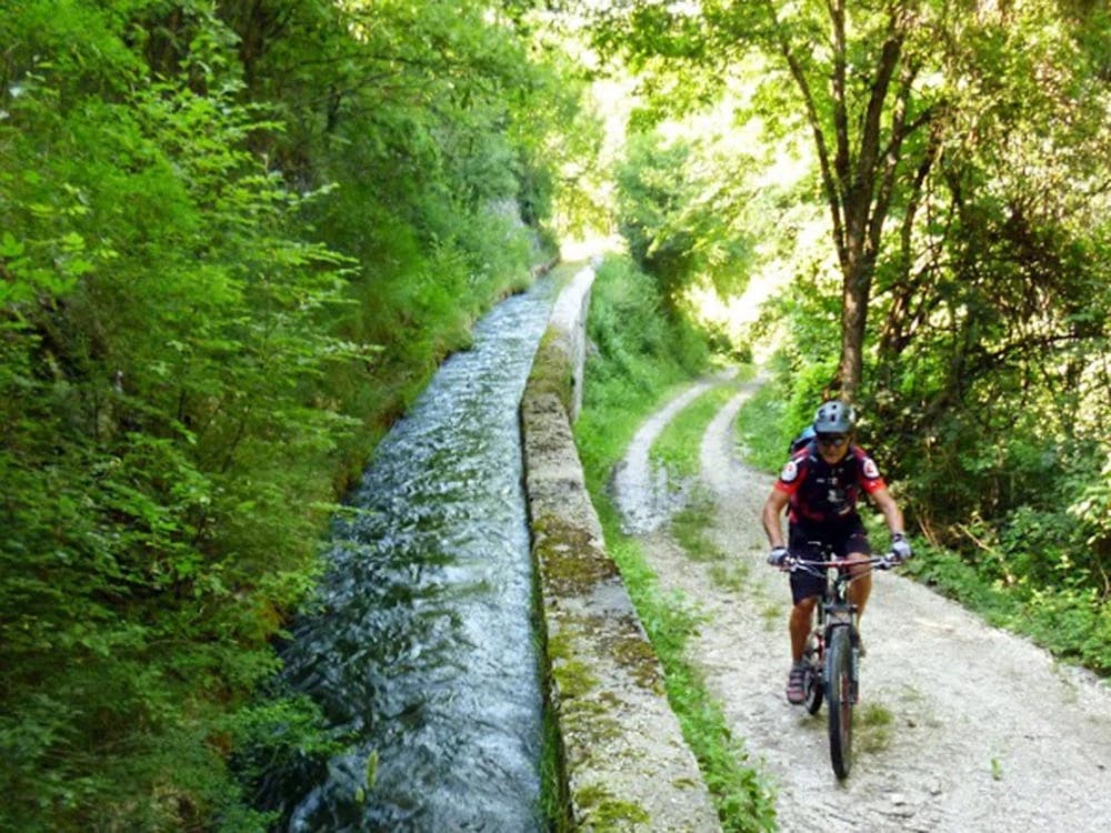 la-greenway-del-fiume-nera-in-e-bike
