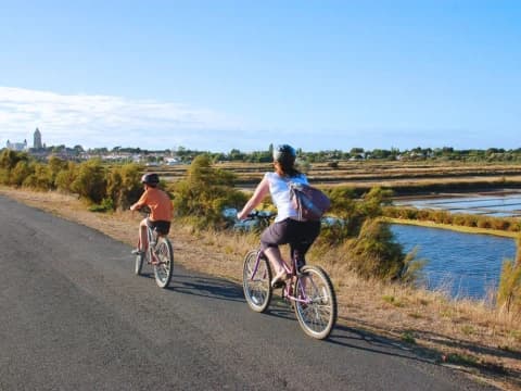 By bike with family along the Eurovelo 1 among the Coastal Islands of Vendée by-bike-with-family-along-the-eurovelo-1-among-the-coastal-islands-of-vendee