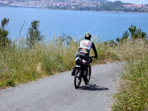 il-cammino-per-finisterre-in-bici